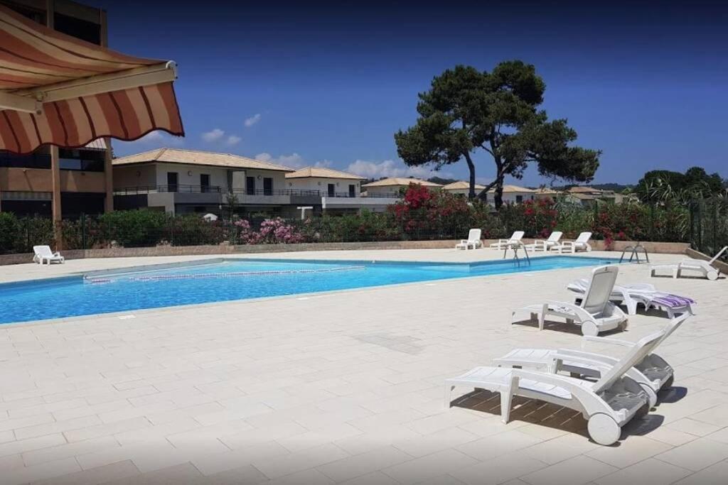 Studio bord de mer - Piscine - Plage San-Nicolao Esterno foto
